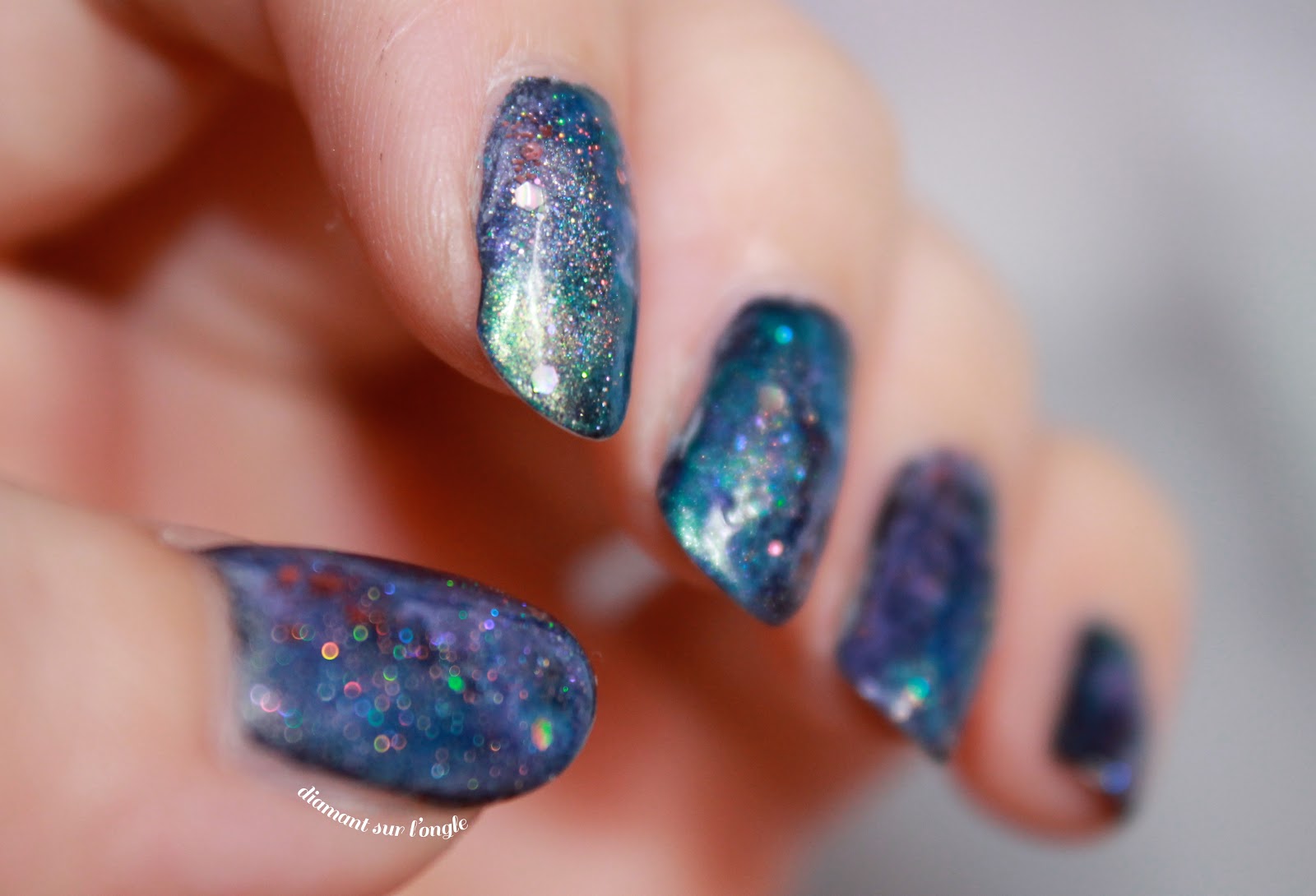 diamant sur l'ongle ☄Galaxy Nails sur mes ongles