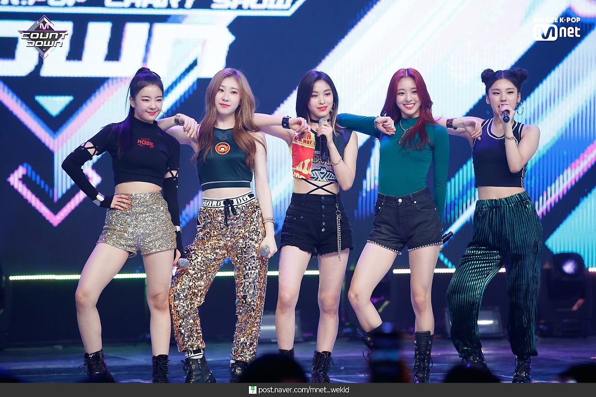 190311 Photos — Ryujin on Mnet M Countdown with ITZY