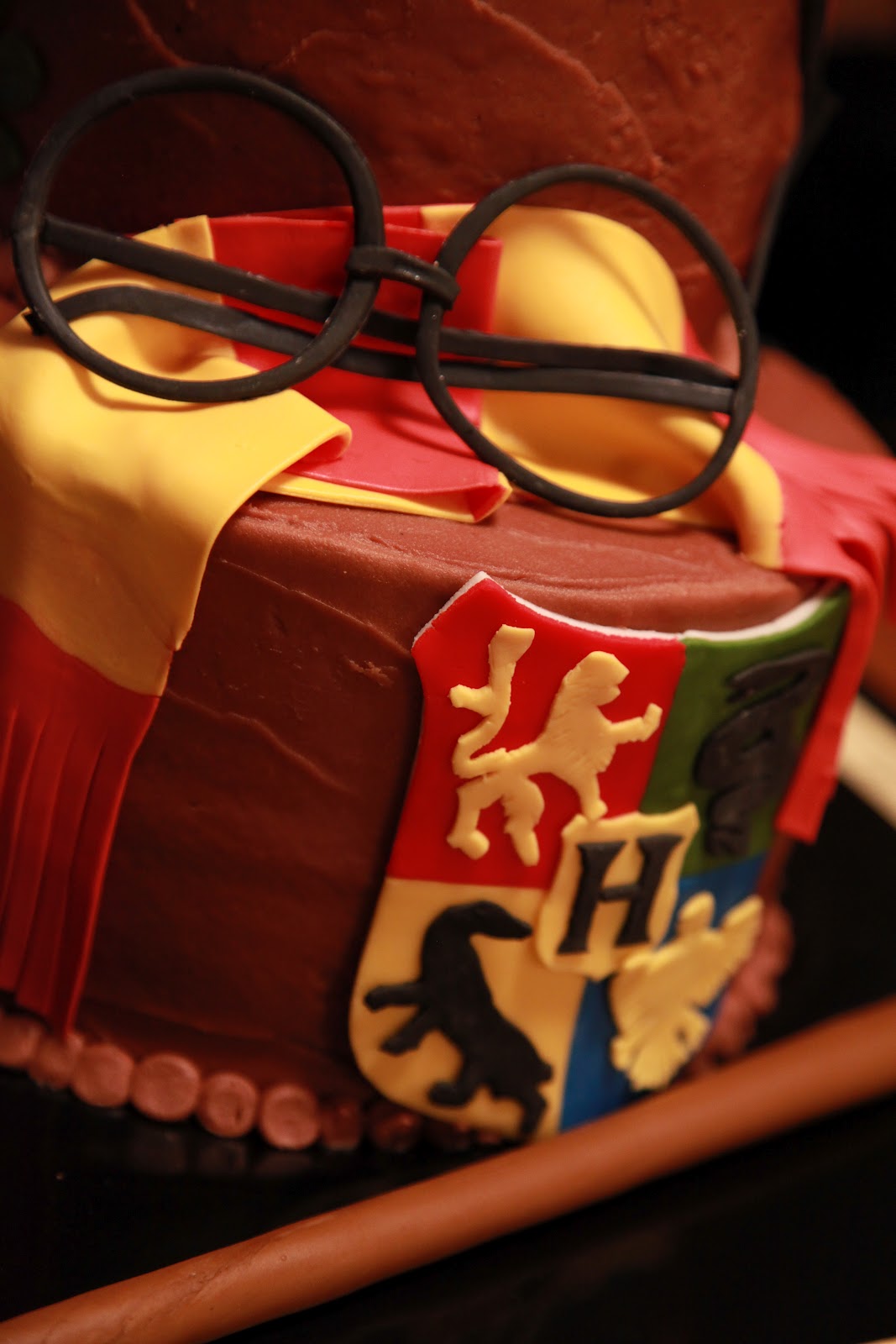the cake box girls: Harry Potter birthday cake - IMG 9873