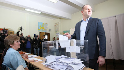 Радев гласува за модерна и просперираща България