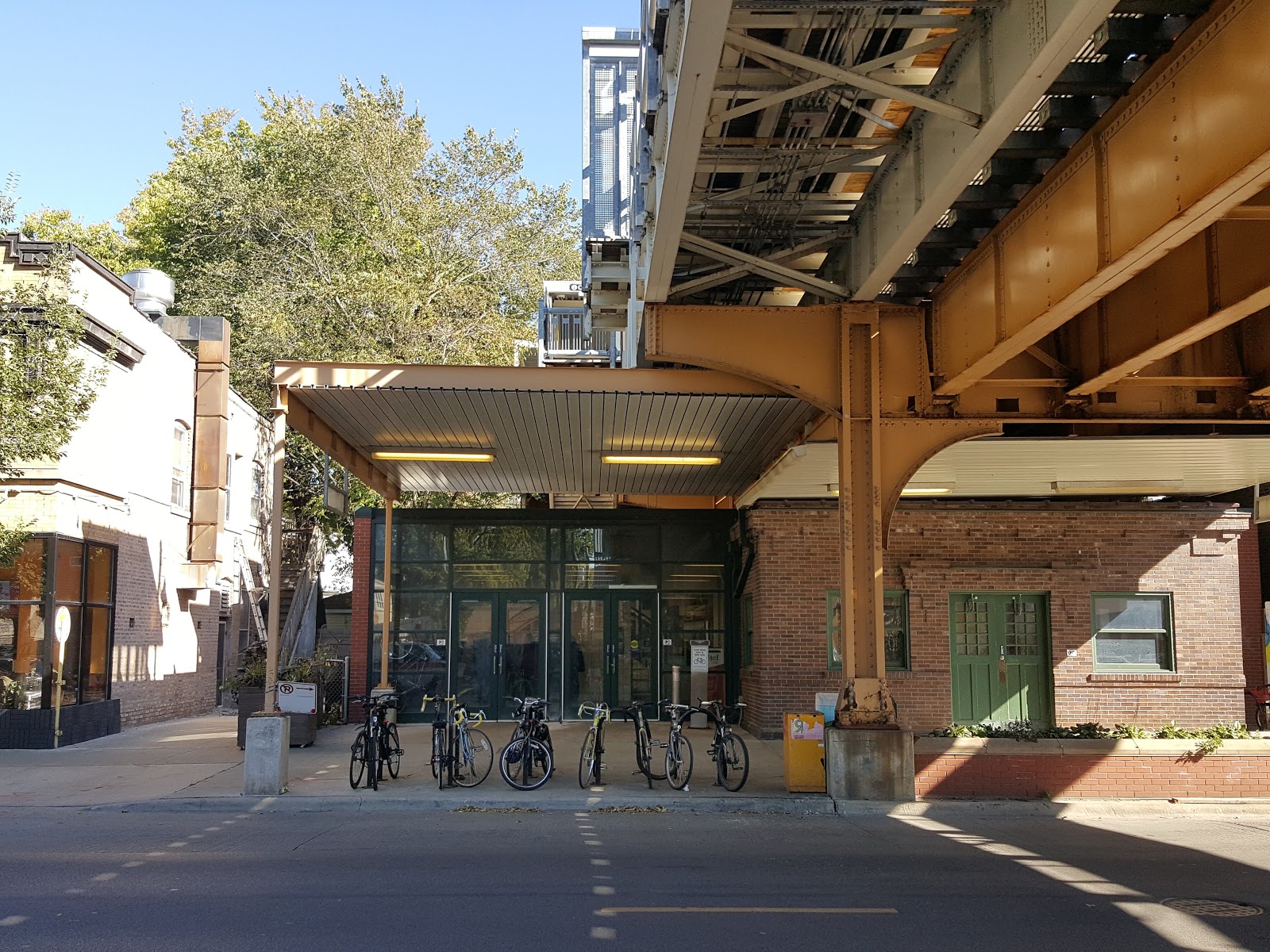 The Chicago Real Estate Local Two NEW Lincoln Square / Ravenswood developments steps from the