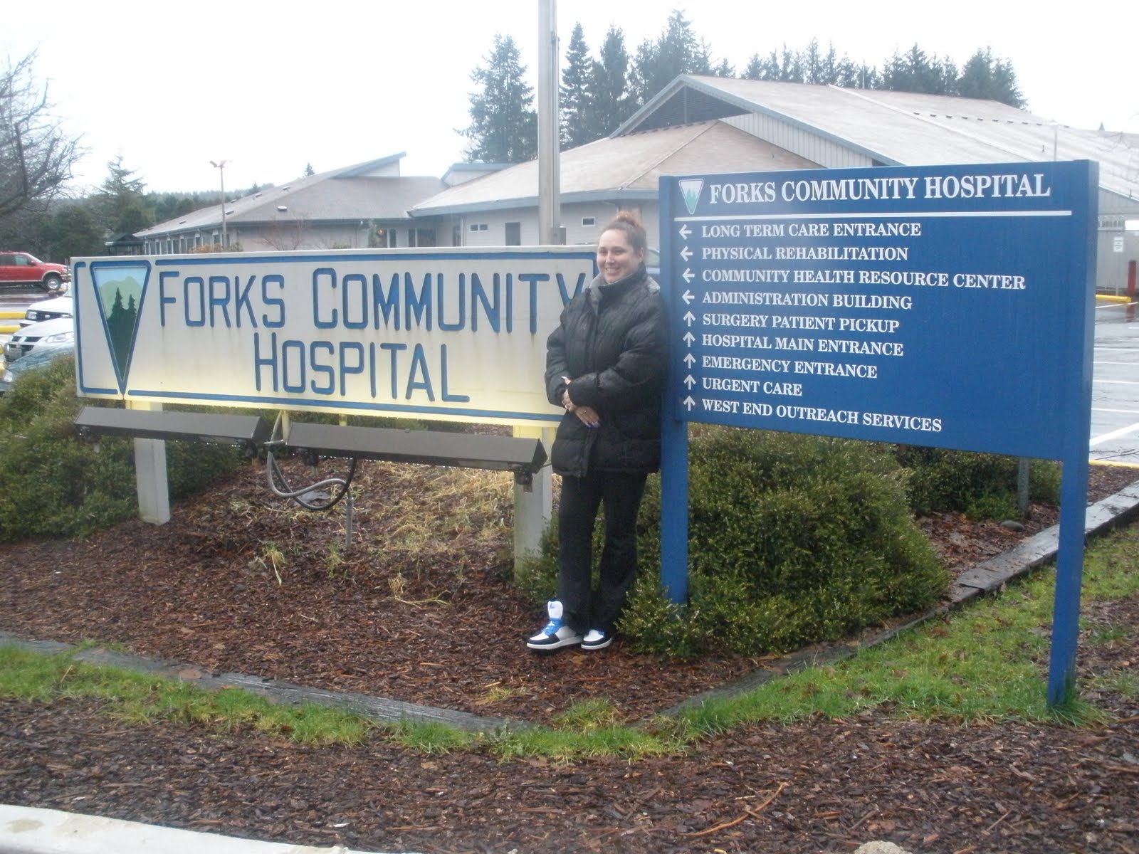 Twilight Travels 2011 Forks Community Hospital