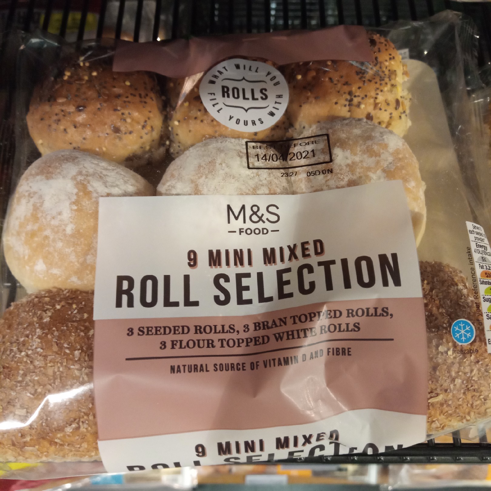 Supersupergirl's Food Reviews M&S Marks and Spencers 9 mini mixed roll