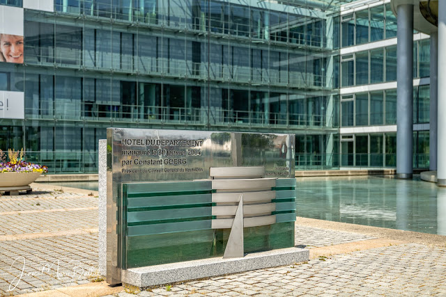 Hôtel du Département du Haut-Rhin (mai 2020) — plaque commémorative