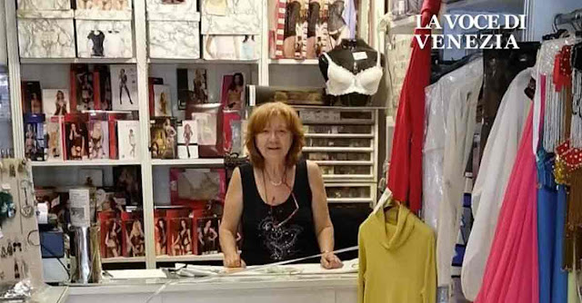 Addio alla Merceria Tre Ponti: Venezia perde un altro negozio storico – su ”La Voce di Venezia"