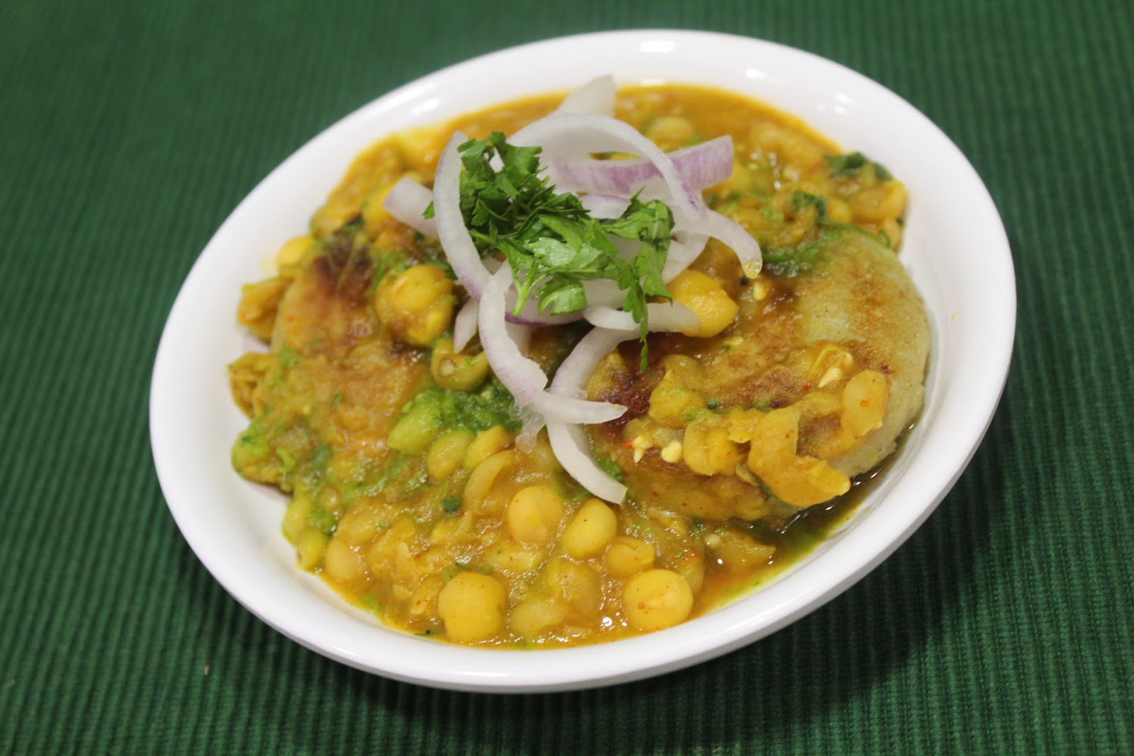 Ragda Petis Popular Street Food of Vadodara Gujarati Petis Recipe