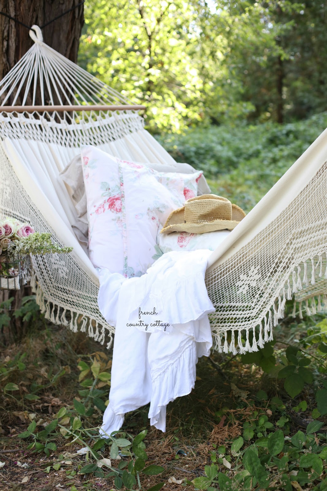 A little story about the perfect charming hammock FRENCH COUNTRY COTTAGE