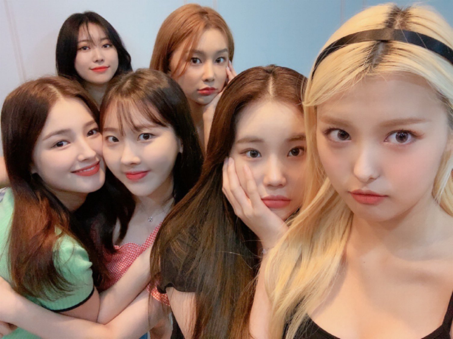 Beautiful Cute Momoland Wallpapers | WaoFam Wallpaper | WaoFam