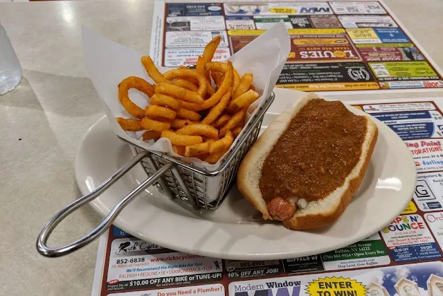 Buffalo Food: Louie's Texas Hot with curly fries