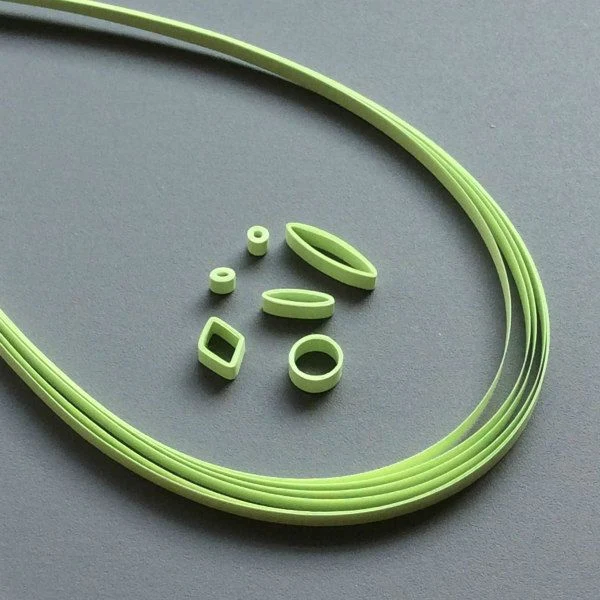 How to Make a Modern Quilled Snowflake Ornament