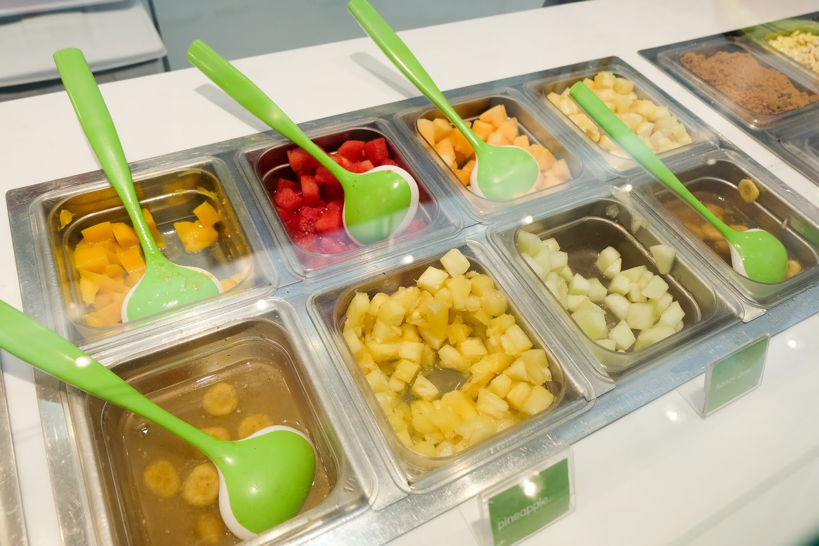 Llaollao Natural Frozen Yogurt THE BEST FROYO EVER! The Foodinista