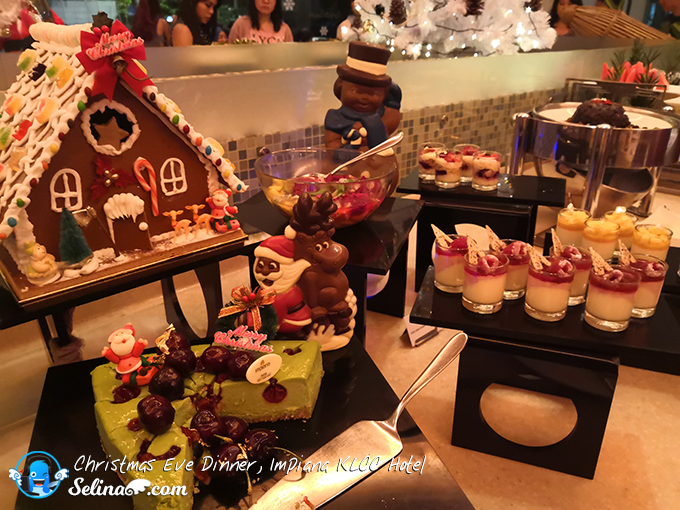 Christmas Buffet Dinner Impiana KLCC Hotel, Kuala Lumpur, Malaysia