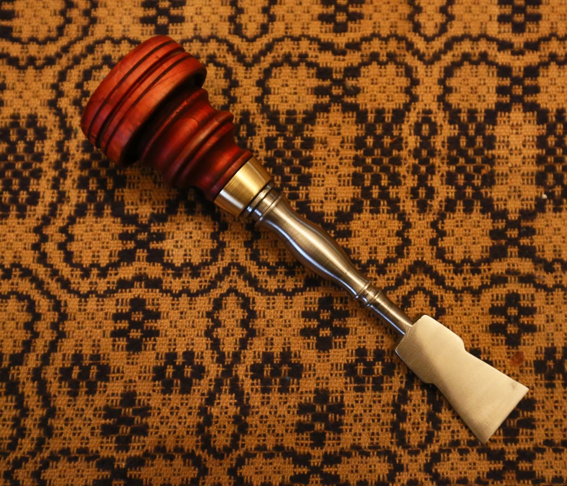 Contemporary Makers: 18th Century Style Buttonhole Chisels by Manfred ...