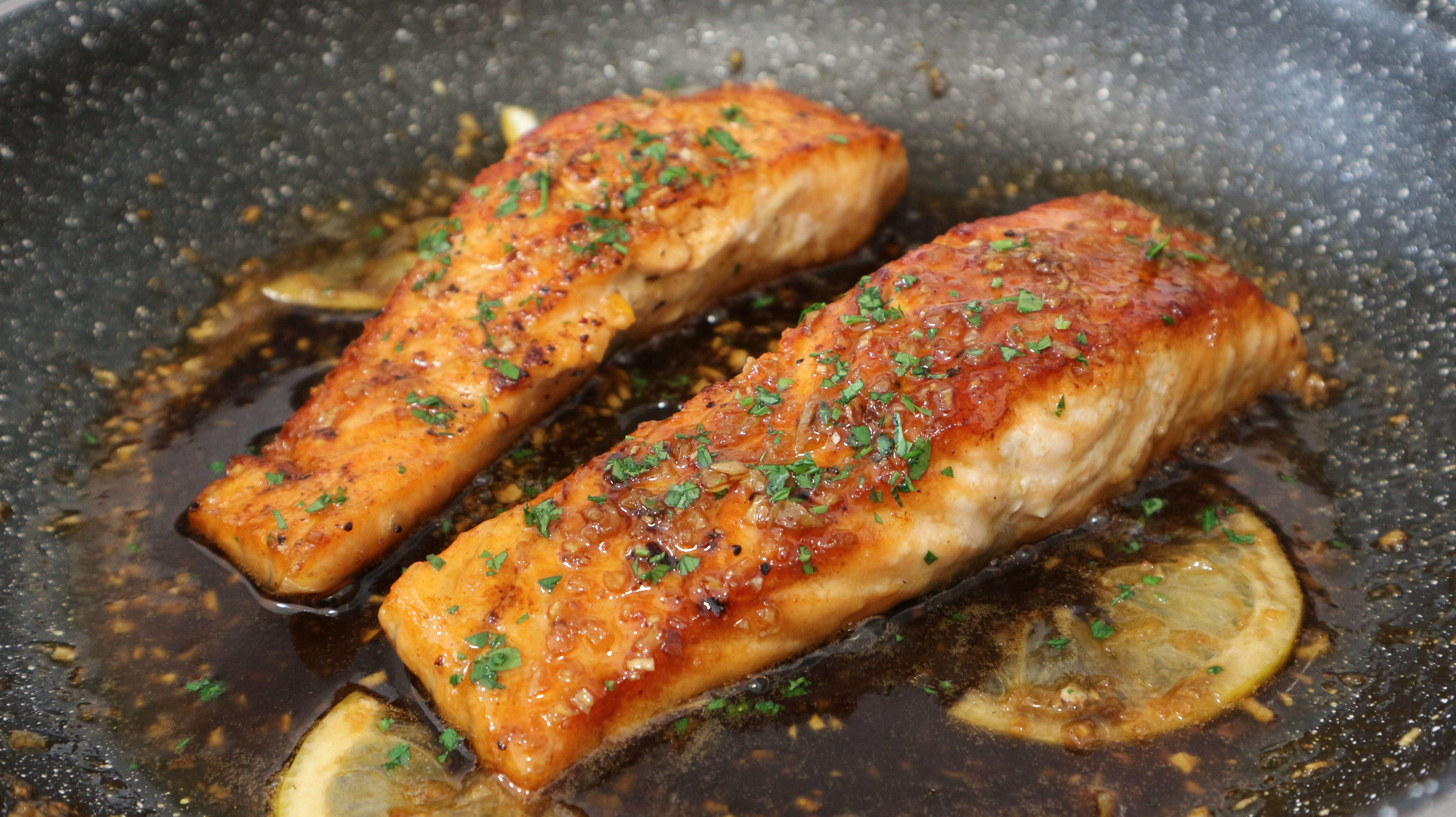 ESTA RECETA DE SALMÓN TE DEJARÁ CON LA BOCA ABIERTA