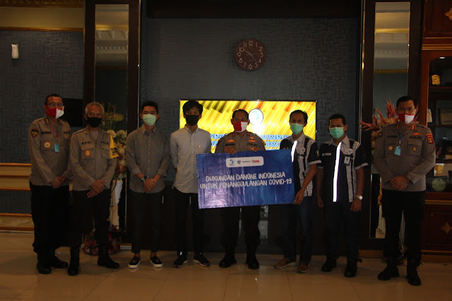 Polda lampung terima bantuan dari Danone Indonesia.