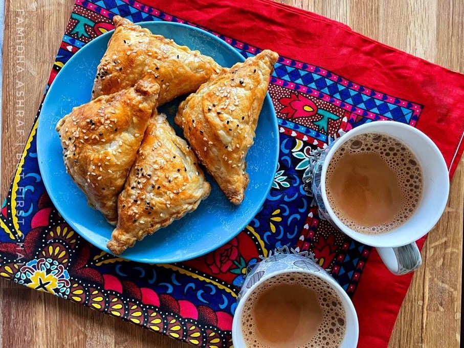 Afghan Sambosa with Meat and Peas