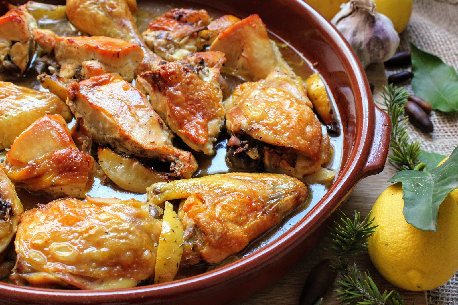 Pollo Antaño Asado en Cazuela de Barro - Cocinando con las Chachas