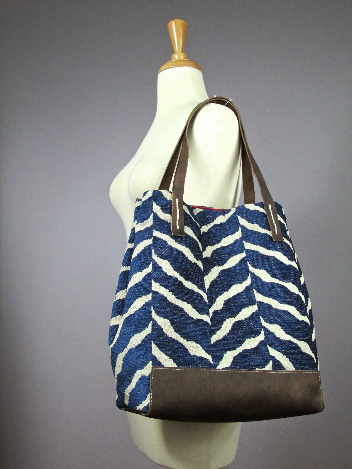 Laboratory of Fashion: Large Tote bag, Upholstery fabric and Leather ...