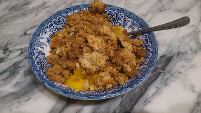 Crumble mangue-amandes Crumble mangue-amandes