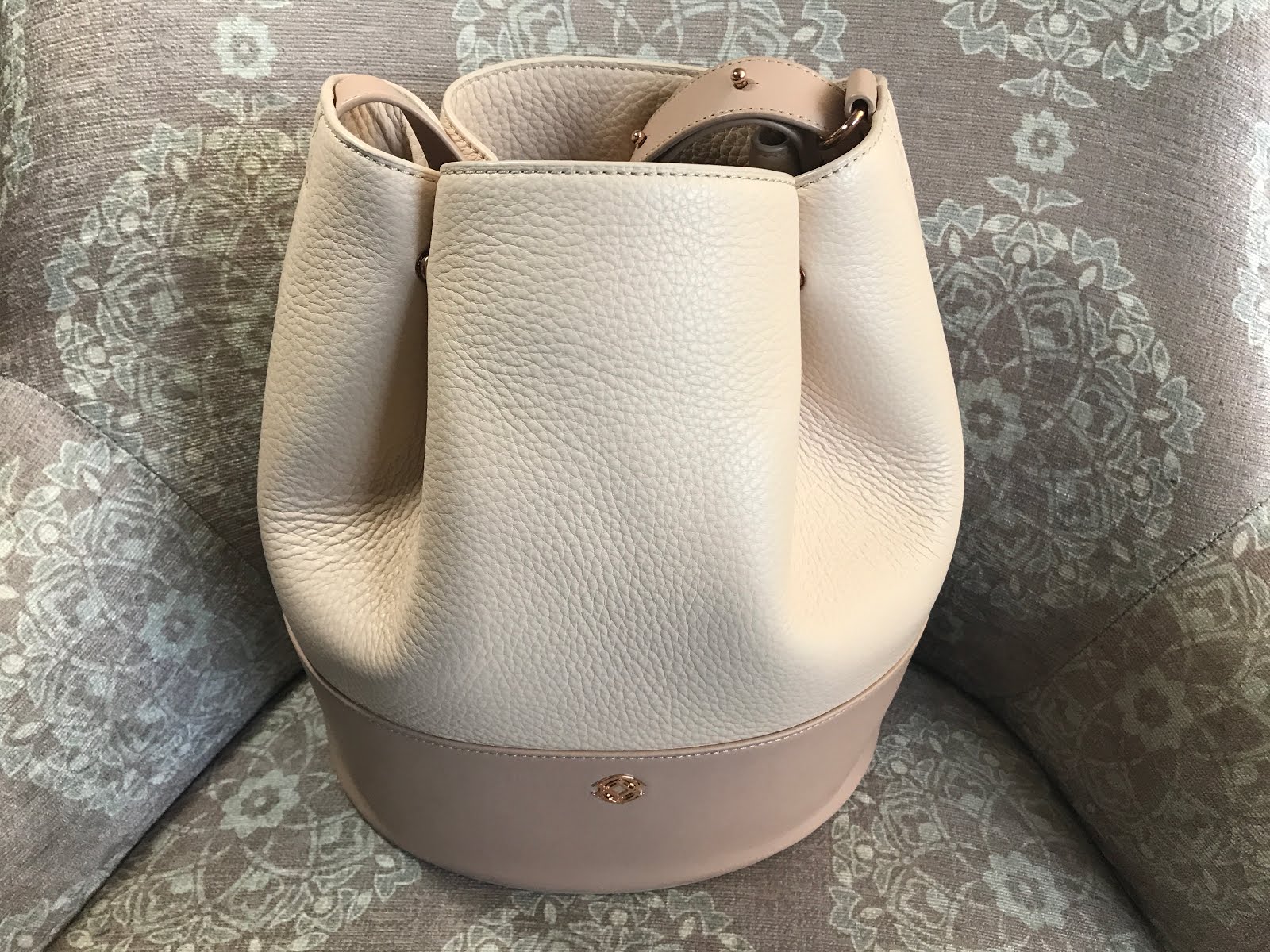 The Beauty Blender — Dagne Dover, Favorite New Bucket Bag!