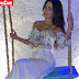 ليا مباردي في إطلالة ناعمة بفستان صيفي أبرزت مفاتنها والوشم على قدمه ليا مباردي في إطلالة ناعمة بفستان صيفي أبرزت مفاتنها والوشم على قدمه