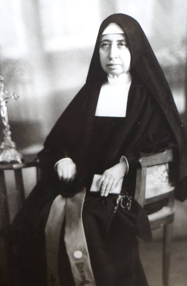 Heroinas da Cristandade Santa Paulina do Coração Agonizante de Jesus, Fundadora 9 de julho Heroinas da Cristandade Santa Paulina do Coração Agonizante de Jesus, Fundadora 9 de julho