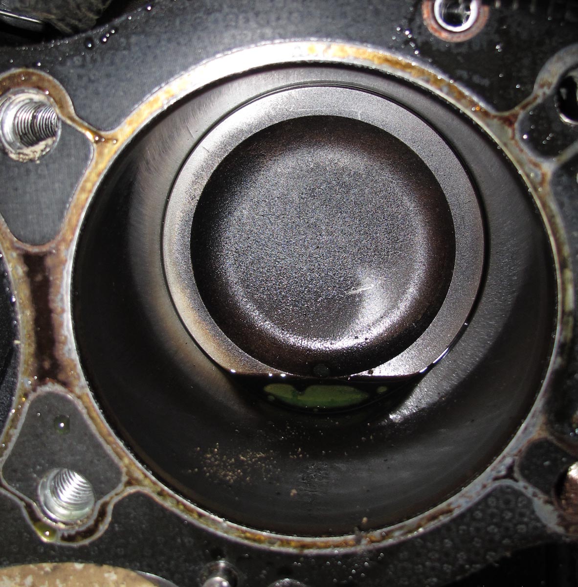 When engines run too fast, or too lean . . . valves break JE Robison