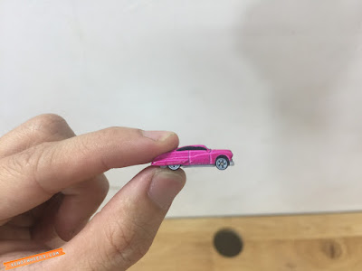 Xe Hot Wheels nhỏ nhất thế giới