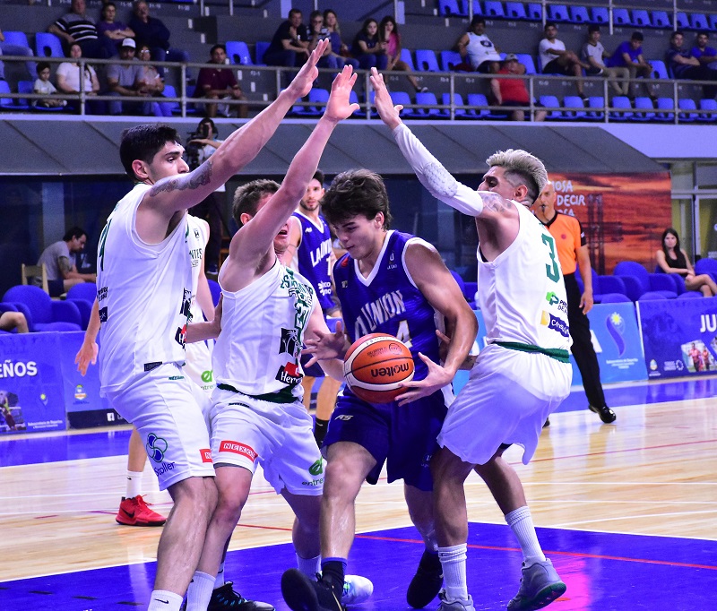 La Unión de Formosa ganó su primer partido en el Súper 20 Siempre Formosa