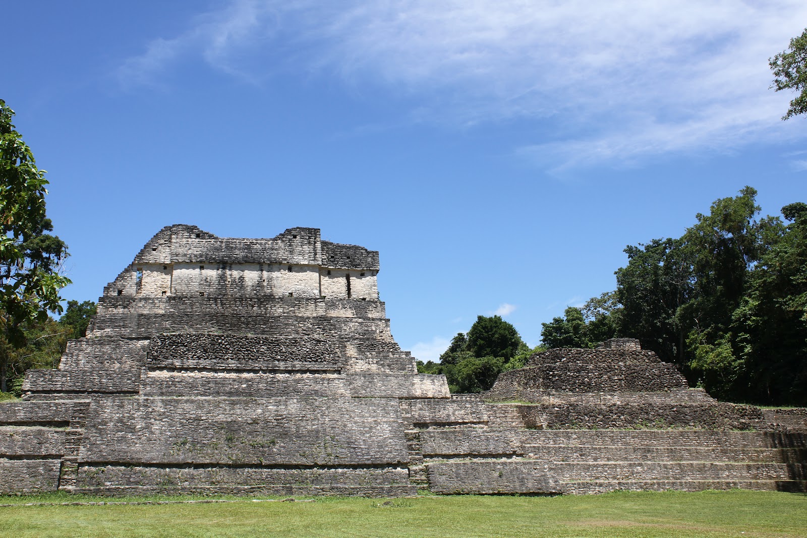 Visitar as ruínas de CARACOL - Um pedaço de História no meio da selva | Belize