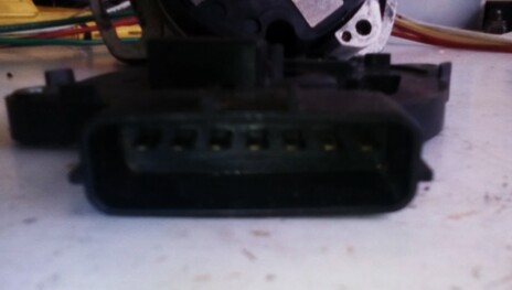 Modulo de encendido ford laser 98