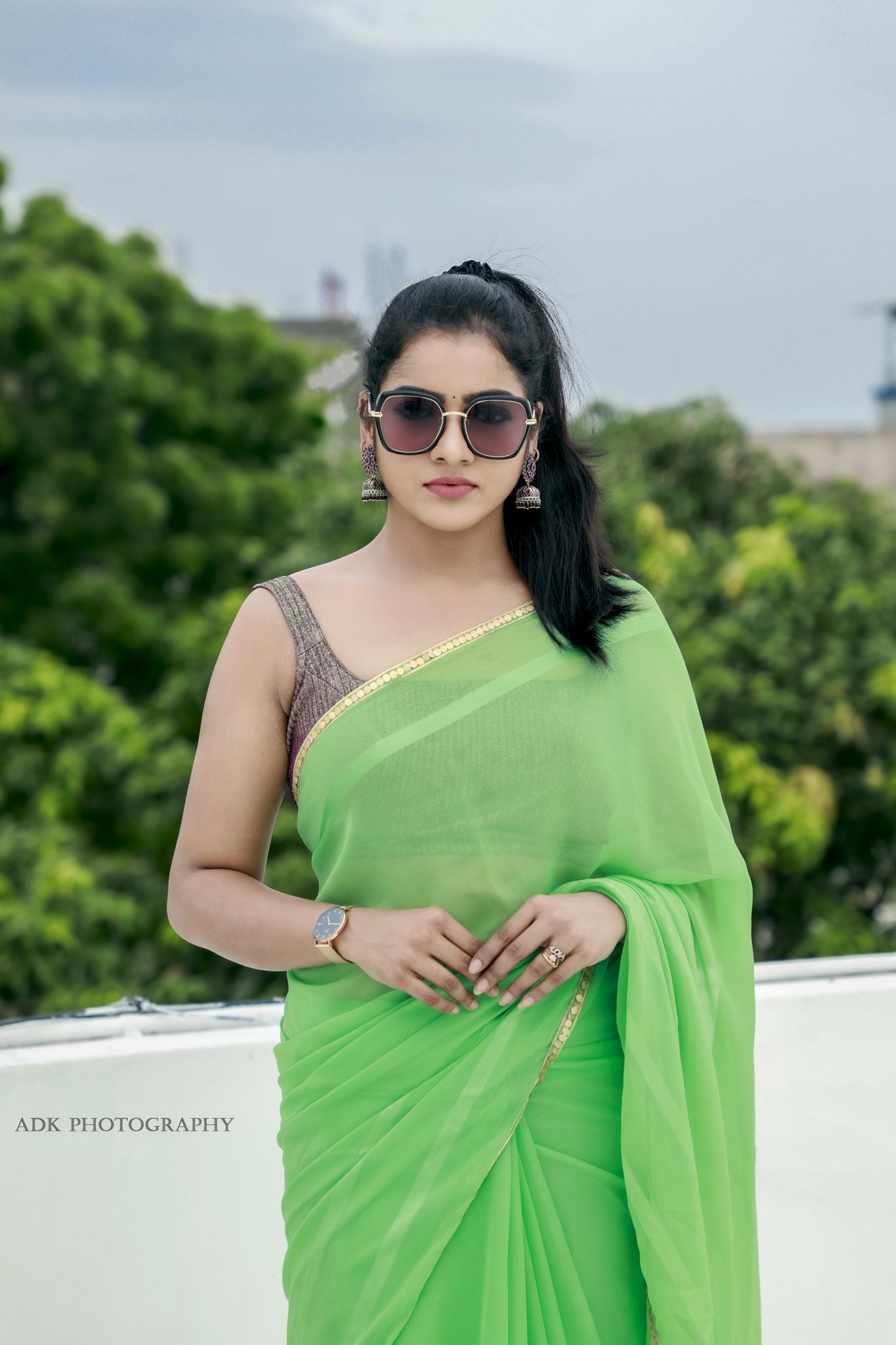Chithu VJ latest photos in green saree
