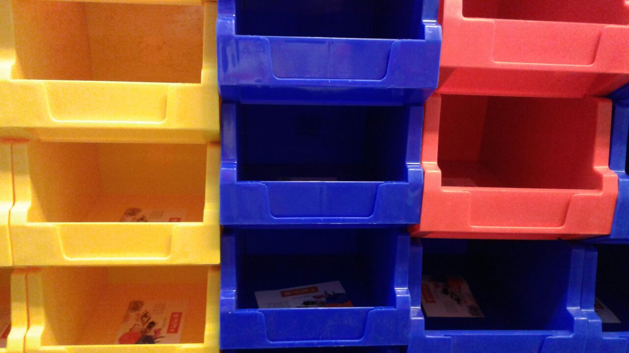 Jolly Box Kondisi Baru Banyak Pilihan Ukuran dan Warna Harga