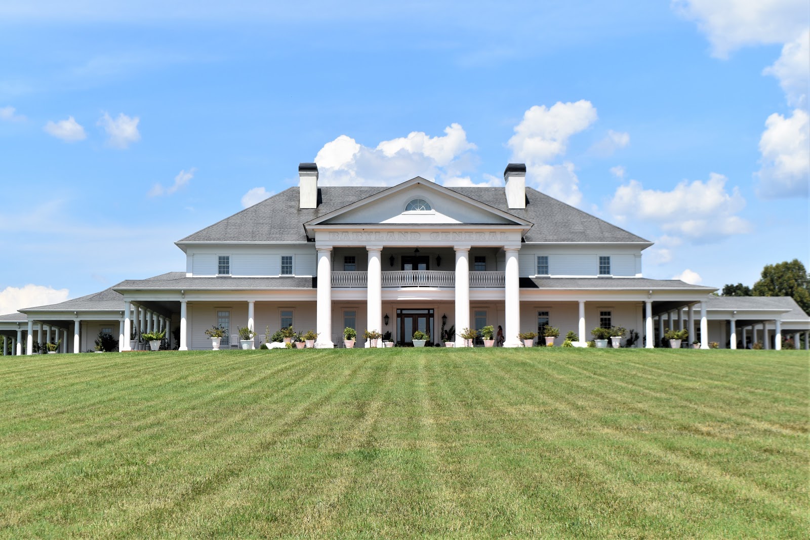 xavier roberts mansion