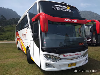 PO Bus Pariwisata di Bandung Megatrans Holiday
