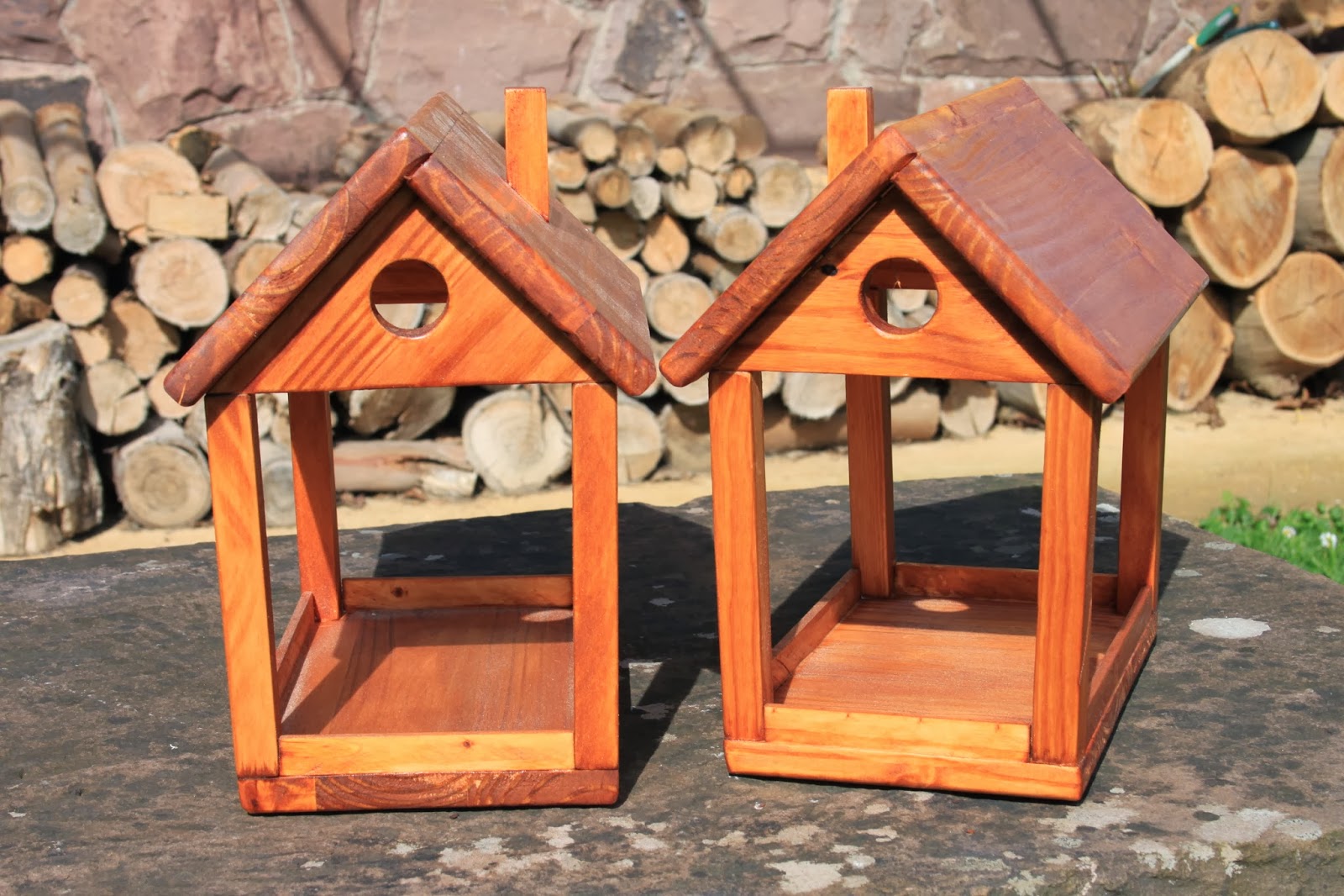 Muebles Auxiliares de Madera: Comederos para pájaros