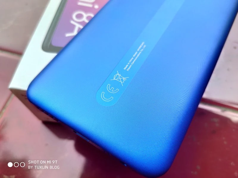 Desain Xiaomi Redmi 8A