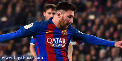 http://ligaemas.blogspot.com/2016/12/roberto-messi-tak-sebanding-dengan.html