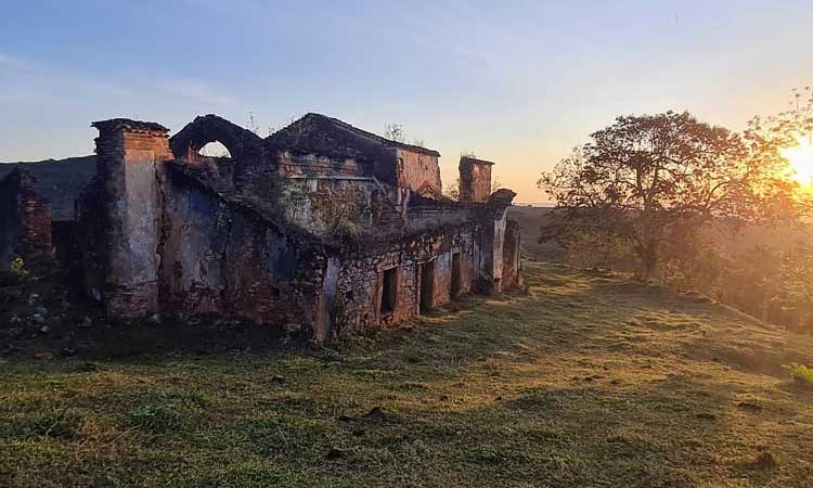 Descubra os mistérios que cercam as ruínas da Igreja das Figuras