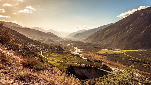 Beautiful landscape, mountain, river, picturesque, hill, valley