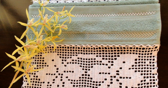 Barrado+Folhas+de+Pl%C3%A1tano+Croche+Crochet+Edging.png