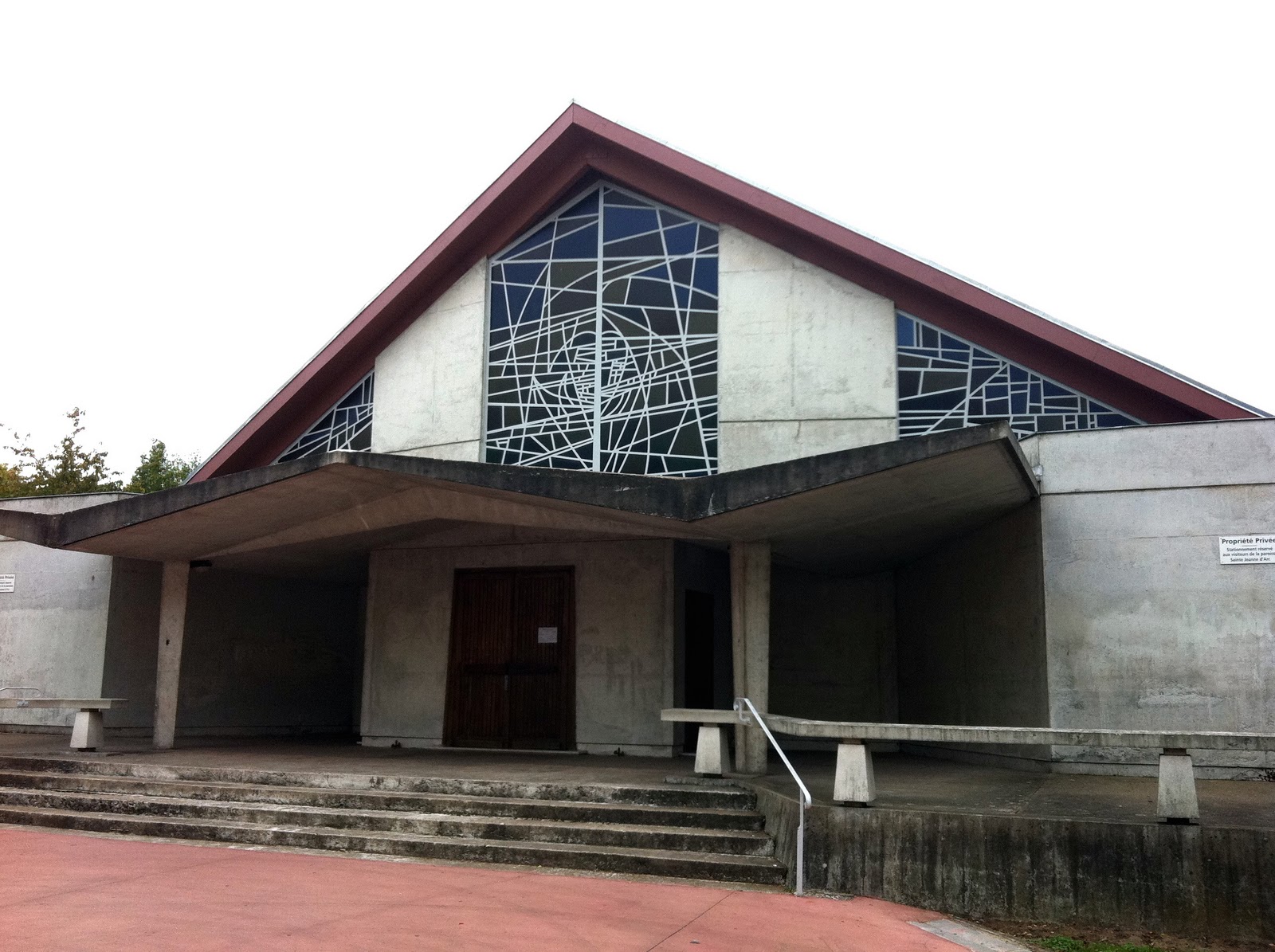 Tours Eglise Sainte Jeanne d'Arc