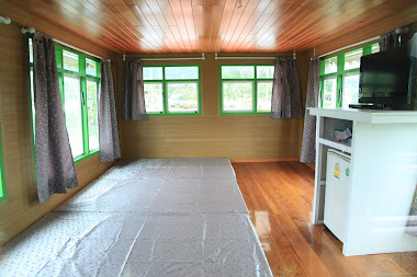 Big room on the 2nd floor, for 6-8 persons, with a satellite TV and a refrigerator.