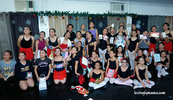 ballet school - Bacolod ballet school - Bacolod dance school - Garcia Sanchez School of Dance - Bacolod mommy blogger - Christmas recital - Shawna class picture