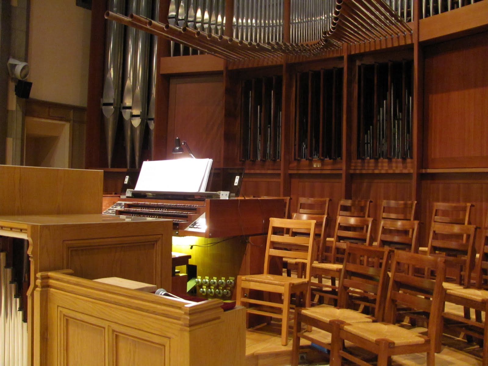 Heel & Toe, Potomac AGO Newsletter Clive DriskillSmith in Concert