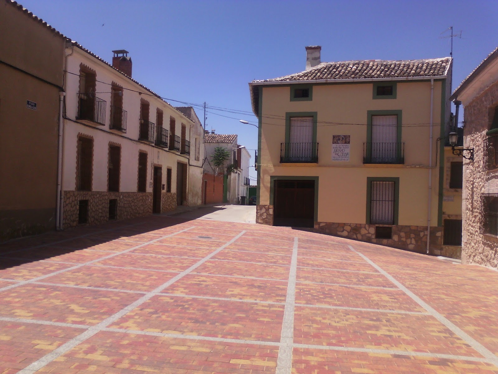 Torrejoncillo del Rey Plaza Alonso de Ojeda
