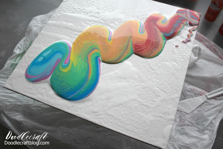 Rainbow peelies with Australian Floetrol! 🌈 🇦🇺 : r/PourPainting