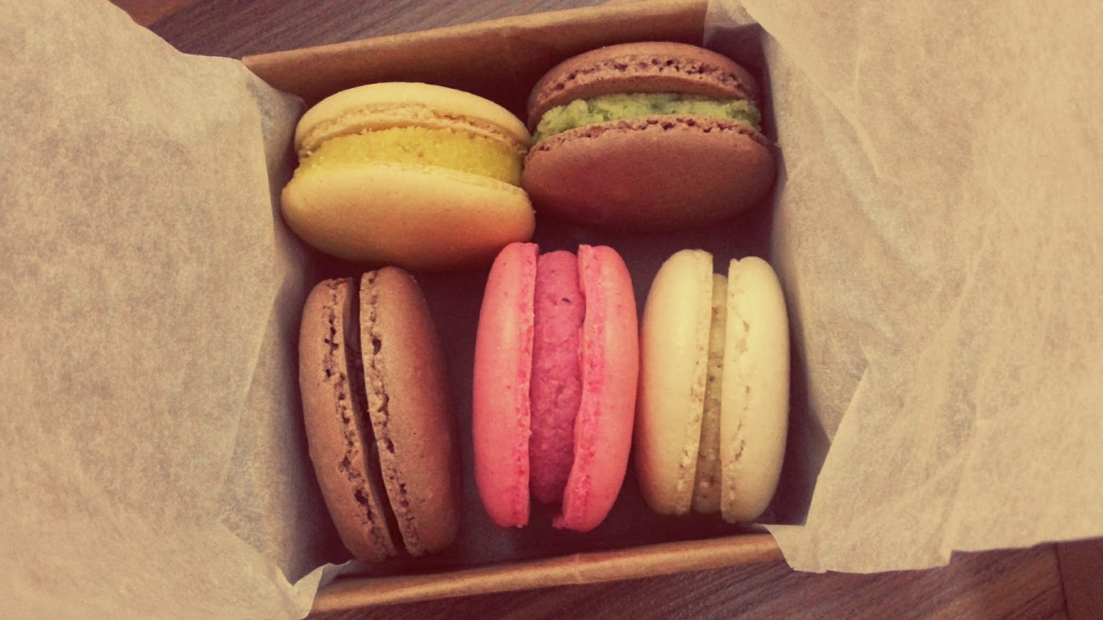 Логотип школы макарун. Кухня цвета макарун. Макарун школа. Школа макарун. Вещи пастельных тонов.