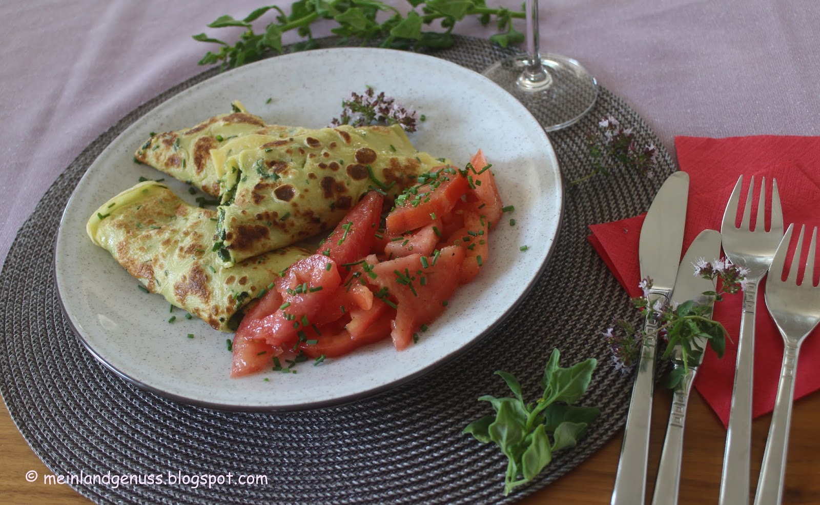 mein Land und Gartengenuss : Spinat-Omelett mit Tomatensalat