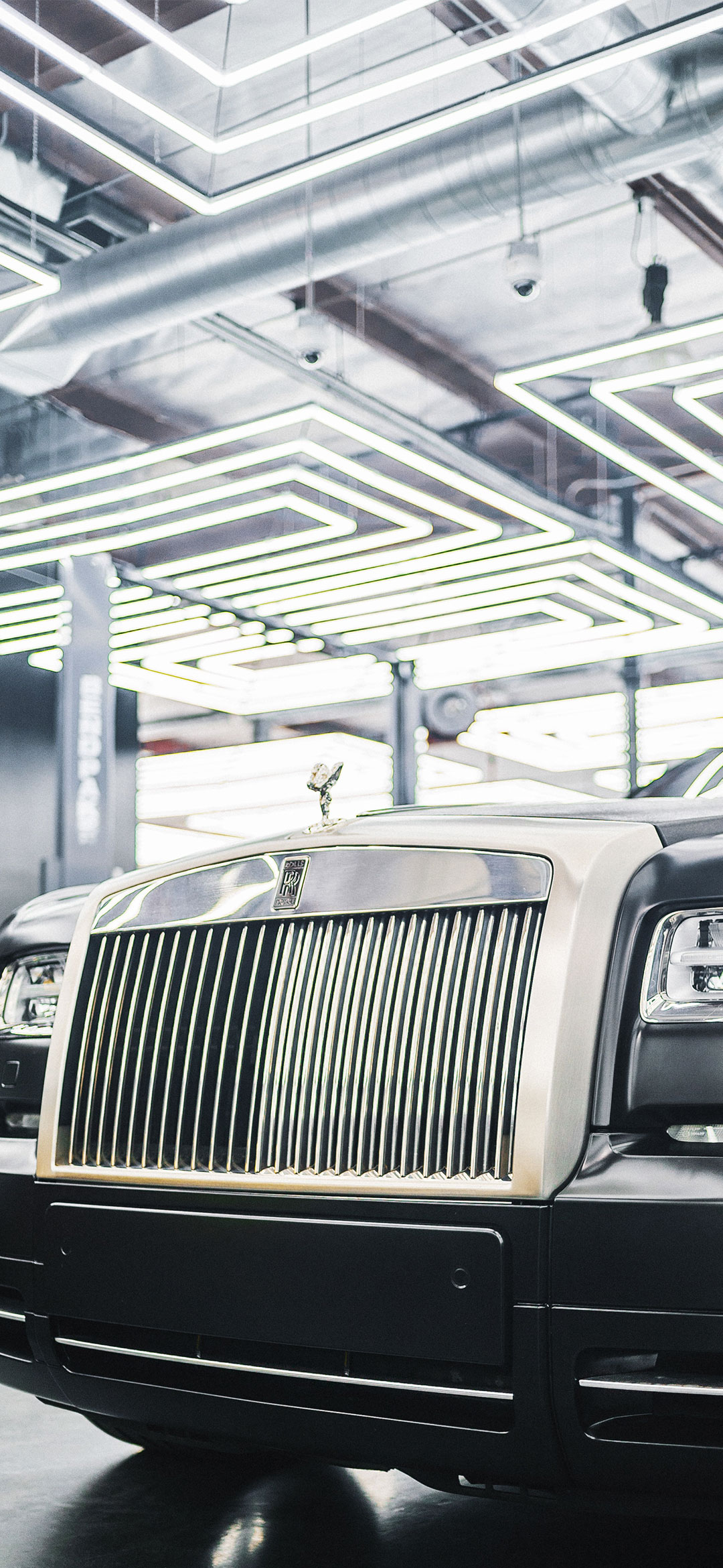 black-and-silver-rolls-royce-phantom-car-wallpaper